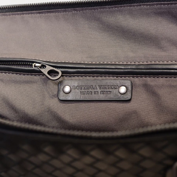 ボッテガヴェネタバッグ着用イメージ